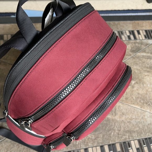 Michael Kors Kent Sport Utility Backpack Merlot - Picture 4 of 16